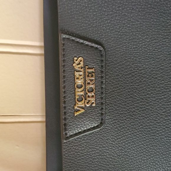 Victoria's Secret Limited Edition faux leather tote bag fringe black large - Picture 4 of 9